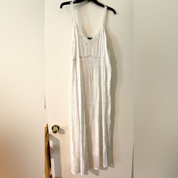 Moroccan Beaded Front Dress - Picture 6 of 8